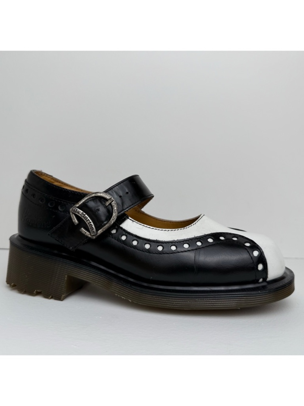 Vintage Dr. Martens England MIE Black White Wingtip Heel Mary Janes Shoes UK 4 - Picture 3 of 16